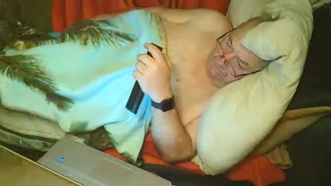 Snapshot of bomber59potsdam chatting on 12-27-24, 10:05 Bomber59potsdam online show from 12-27-24, 10:05