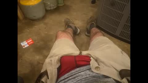 Snapshot of bombinshaman chatting on 09-15-25, 08:31 bombinshaman online show from 09-15-25, 08:31