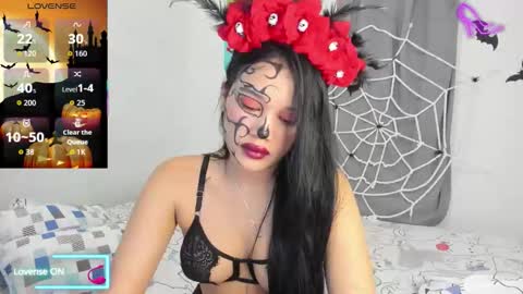 bombon y bellota online show from 10-31-25, 01:39