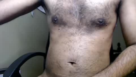 Snapshot of bond007pt2 chatting on 01-06-25, 01:30 bond007pt2 online show from 01-06-25, 01:30