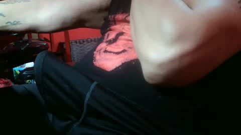 Snapshot of bondomorales chatting on 10-26-25, 08:09 bondomorales online show from 10-26-25, 08:09