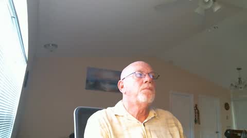 Snapshot of bone2play chatting on 03-05-25, 10:43 FRECKLES online show from 03-05-25, 10:43