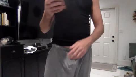 Snapshot of bonerboy100 chatting on 02-23-26, 11:35 bonerboy100 online show from 02-23-26, 11:35