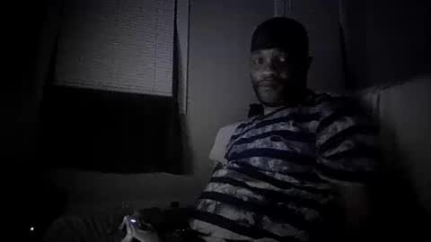 Snapshot of bonesda477613 chatting on 05-18-26, 01:24 bonesda477613 online show from 05-18-26, 01:24