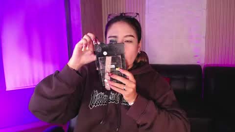 bonnali_lune online show from 07-24-26, 04:43