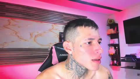 Snapshot of bonnie_bu chatting on 03-15-26, 01:28 becky online show from 03-15-26, 01:28