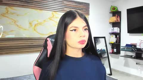 Snapshot of bonnie_bu chatting on 03-22-26, 01:58 becky online show from 03-22-26, 01:58