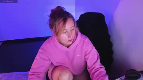 Bonnie Help me reach 500 likes online show from 03-23-26, 06:01