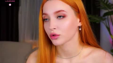 Snapshot of bonniecannon chatting on 02-10-25, 10:09 Grace online show from 02-10-25, 10:09
