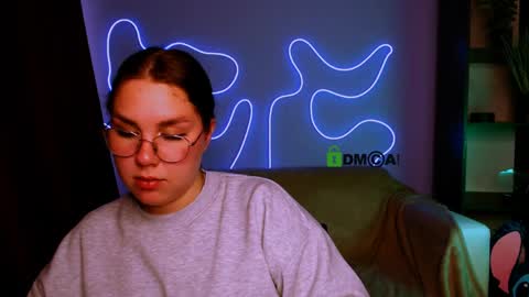 Bonnie online show from 04-03-26, 01:31