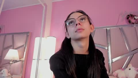 Snapshot of bonniepark_ chatting on 12-27-24, 03:48 Bonnie online show from 12-27-24, 03:48