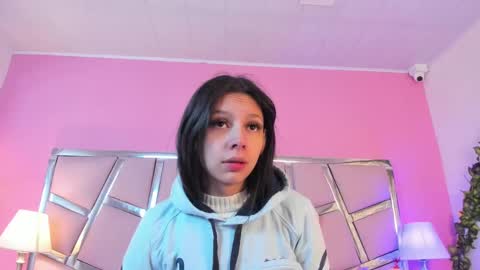 Snapshot of bonniepark_ chatting on 02-13-25, 12:00 Bonnie online show from 02-13-25, 12:00