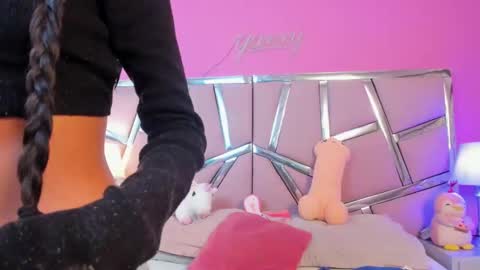 Snapshot of bonniepark_ chatting on 03-07-25, 12:23 Bonnie online show from 03-07-25, 12:23