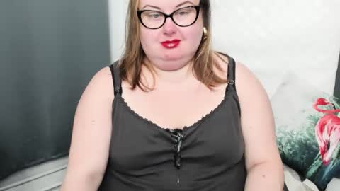 Bonnie online show from 12-29-24, 06:03