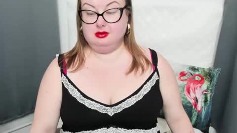 Bonnie online show from 02-11-25, 08:48