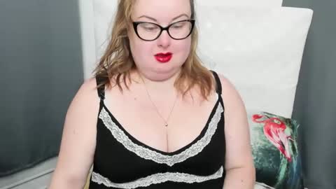 Bonnie online show from 02-18-25, 06:04