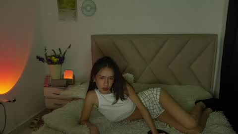 Bonnie  online show from 05-31-26, 05:26
