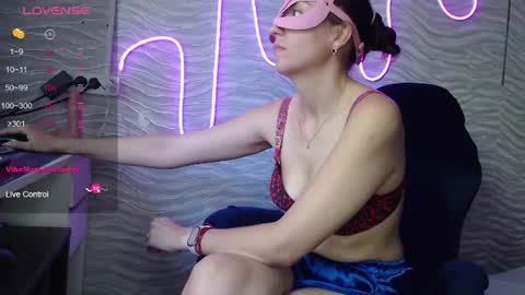 bonny_klyde95 online show from 07-21-26, 06:05