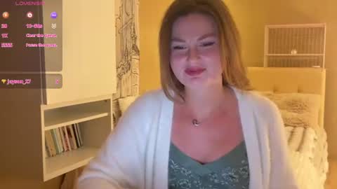Ana online show from 07-20-26, 10:23
