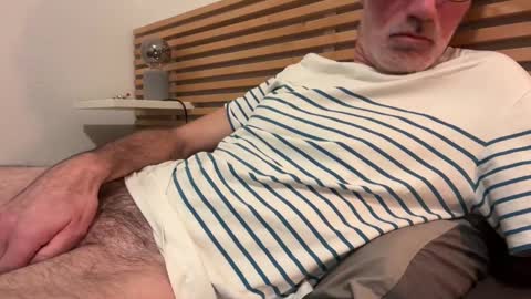 bonzo21 online show from 12-26-24, 09:37