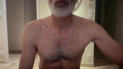 bonzo21 online show from 04-21-26, 06:44