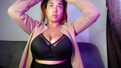 KIM     online show from 02-17-26, 09:43