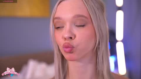 Alina online show from 04-15-26, 07:15