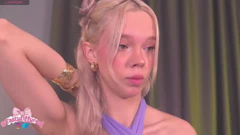 Alina online show from 05-25-26, 08:09