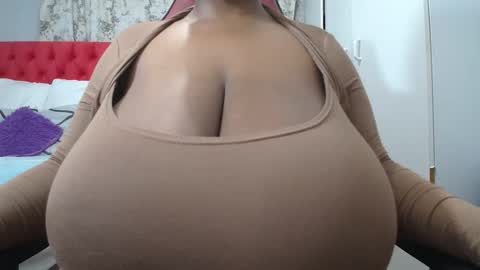 Snapshot of boobygoddessxxx chatting on 12-01-25, 12:48 boobygoddessxxx online show from 12-01-25, 12:48