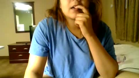 Snapshot of bookishdivya chatting on 10-27-25, 07:45 Divya online show from 10-27-25, 07:45