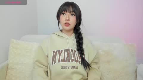 Snapshot of boonie_girl chatting on 11-21-25, 05:06 Booniee online show from 11-21-25, 05:06