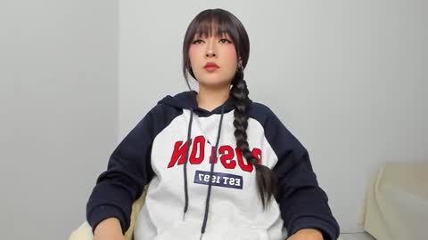 Snapshot of boonie_girl chatting on 12-21-25, 04:08 Booniee online show from 12-21-25, 04:08