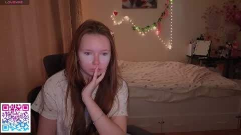 Milena online show from 06-11-26, 03:04
