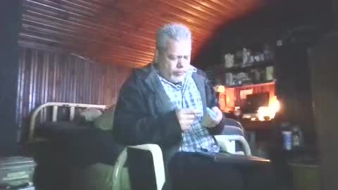 Snapshot of booshy chatting on 11-20-25, 06:35 Booshwa online show from 11-20-25, 06:35