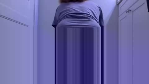 Snapshot of bootybooty91 chatting on 11-30-25, 12:20 bootybooty91 online show from 11-30-25, 12:20