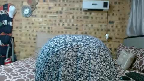 bootytwerkxxx online show from 07-16-26, 11:00
