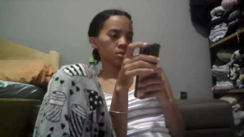 boozyArt online show from 10-30-25, 05:57