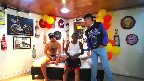 Snapshot of boranget chatting on 01-25-25, 11:44 boranget online show from 01-25-25, 11:44