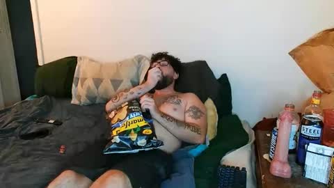 boredandirish21 online show from 10-08-25, 08:50