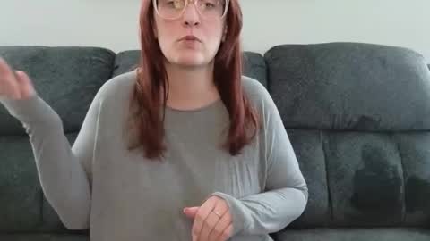 boredbustyhousewife online show from 03-26-26, 03:28