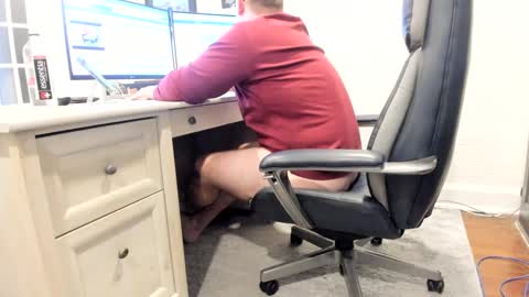 Snapshot of boredhorndog chatting on 02-10-25, 10:51 Boredhorndog online show from 02-10-25, 10:51