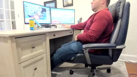 Snapshot of boredhorndog chatting on 02-11-25, 03:40 Boredhorndog online show from 02-11-25, 03:40