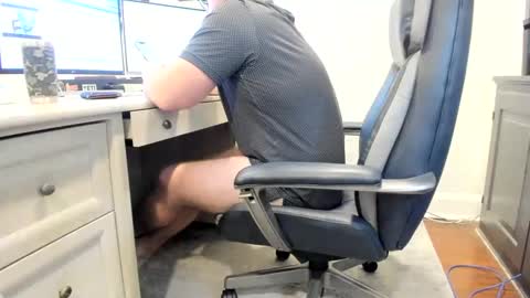 Snapshot of boredhorndog chatting on 02-13-25, 07:10 Boredhorndog online show from 02-13-25, 07:10