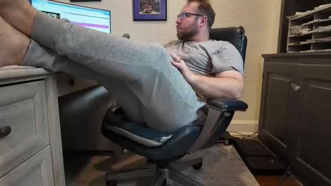 Snapshot of boredhorndog chatting on 02-02-26, 05:44 Boredhorndog online show from 02-02-26, 05:44