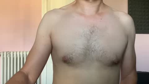 Snapshot of borisvian75019 chatting on 06-25-26, 04:22 HornyBoo online show from 06-25-26, 04:22