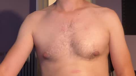 Snapshot of borisvian75019 chatting on 06-30-26, 10:11 HornyBoo online show from 06-30-26, 10:11