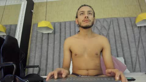 Boss online show from 11-16-25, 04:07