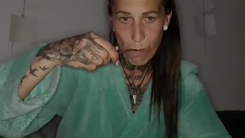 Bosslady99 online show from 05-15-26, 06:59