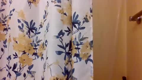 The Italian Boss  online show from 12-31-24, 11:31