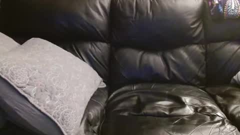 bostonguy1969 online show from 12-21-25, 05:03